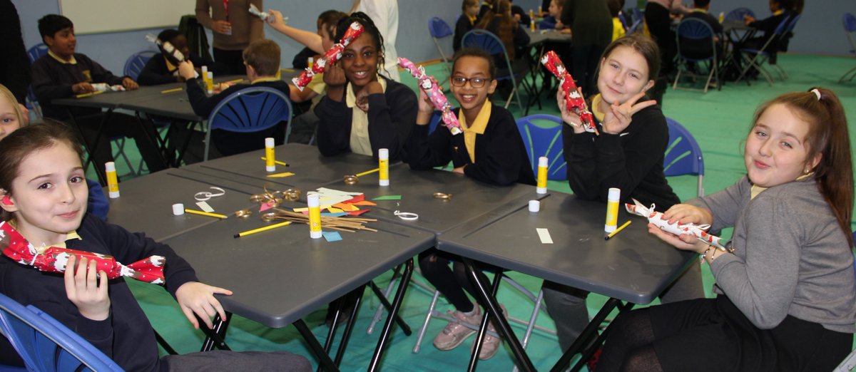 AllHallowsRC's tweet photo. We are now feeling lovely and Christmassy thanks to Y6 pupils @TheCathedralSch @HolyFamilyM6 @StBoniface13 #StSebs #StJosephs #StThomas for taking part in today's wonderful Christmas craft transition activities. @SalfordFDN #teamtransition #TheAllHallowsWay https://t.co/mCe3nfoKSY