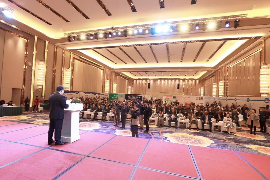 AGBA_CN's tweet photo. China- Africa: Guangdong Promotion Conference of
International Marketing Opportunities on Entering Africa

DAY 1: Opening Ceremony

The forum commenced with a remarkable opening ceremony attended by Chinese &amp; African diplomats, government reps, Enterprises &amp; business people. https://t.co/90vIHl9hPe