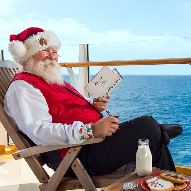 HyattHouseCHR's tweet photo. He doesn't just get hungry for cookies and milk! Join Santa for breakfast aboard #SpiritlineCruises. 🎅 @ChasOnTheWater #santaspiritlinecruises #spiritlinecruises #HolidaysInCharleston https://t.co/L3BFllG5zG https://t.co/chhvk6GE35