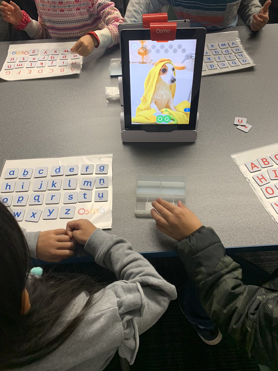 Our @TosaTeam helped us use #osmo to identify the initial sounds of words! #behawesome #hawesnation #literacy