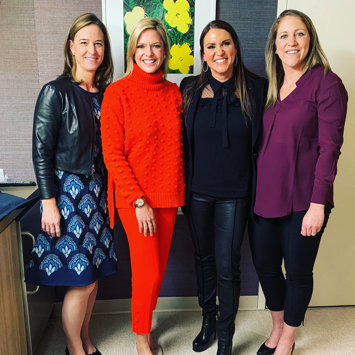 mduggan10's tweet photo. Proud to have been part of such a #PowerhousePanel 🗣🌟 last night with @seeher2020 & @nbcuniversal. If ur looking for motivating & trailblazing women to aspire to be, look no further than @KathrynTappen @StephMcMahon & @jennystorms. I was so inspired! #SeeHer #WomenWorthWatching https://t.co/pAt6cvnD3u
