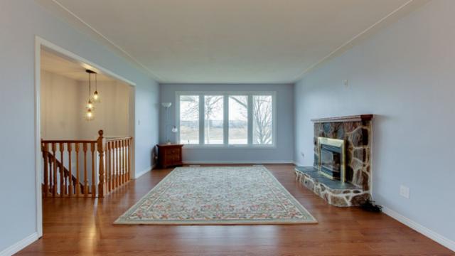 Check out the details on my newest Ancaster listing! Car guys wi...kristenclowry.ca/property/2030w…