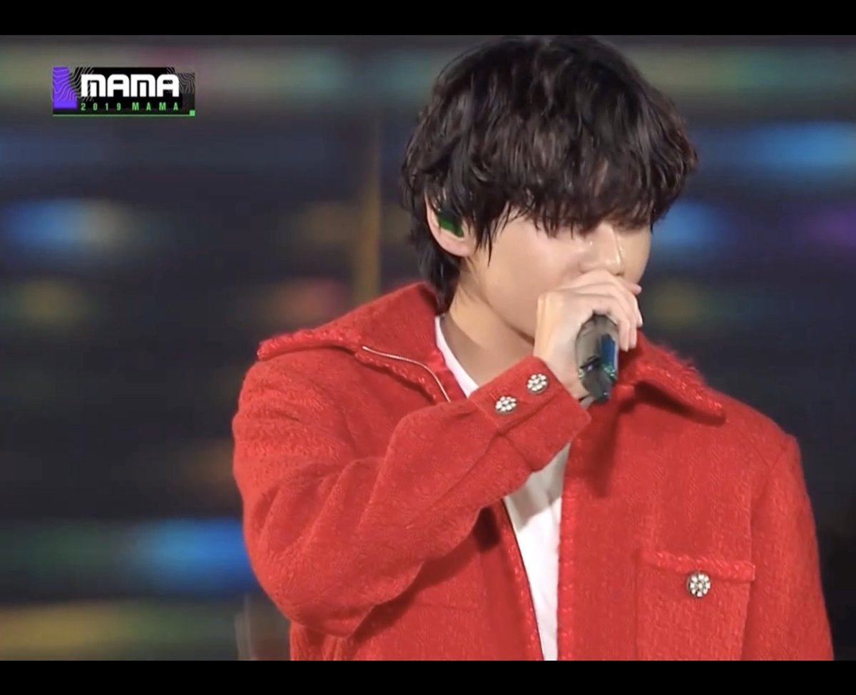 BTS7ARMY_613's tweet image. パーマが似合う奇跡のイケメン😳💜
#BTS #BTSMAMA #FNS歌謡祭BTS #V #パーマのイケメンBTSV 
@BTS_twt