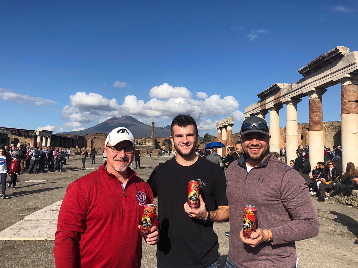 KBemiss11's tweet photo. Nothing like drinking a cold Pompeii in Pompeii @TGBrews https://t.co/XZUVGvrQHN