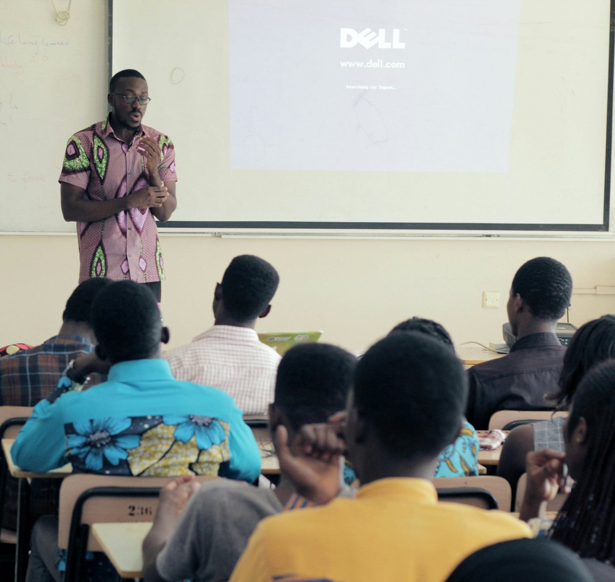 thescisaknust's tweet photo. Great knowledge impacted!! Our participants too grasped with rapt attention. We really appreciate your time. 
#DiGiFest19 
#ScisaDGT 
@knust_src @focusfmknust @KNUST_Live @hesaknust @CoHSSknust @KNUSTGH @tektvgh @_gesa_knust @kwadwosheldon https://t.co/BdvfQODm8G