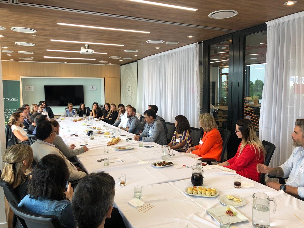 Hoy realizamos el cierrre del programa High Impact Training de Endaevor, junto a 22 participantes de 5 regiones del país. A través de #HIT todos los años trabajamos federalmente junto a emprendedores con alto potencial de crecimiento.