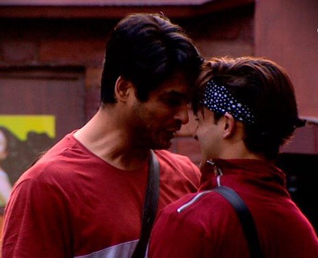 bornJAAT's tweet image. Ye chuza nhi sudhrega and fir khayega ye #SidharthShukla se acchi wali

Keep giving this irritating and yelling man back.

You are getting stronger more and more
We all are with you🤘🏻🙌🏻😎

Chuza is chela

RT if agree

#KeepGoingSidShukla

@OfficialSidFC @sidharth_shukla