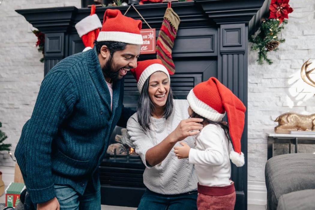 SureFitSecurity's tweet photo. There will be a lot going on at home this holiday season, so it’s important to make sure you and your family are well protected. Give Sure-Fit Security a call at (301) 585-4595 and learn how we can help install secure locks for your... https://t.co/zHquQltdCc