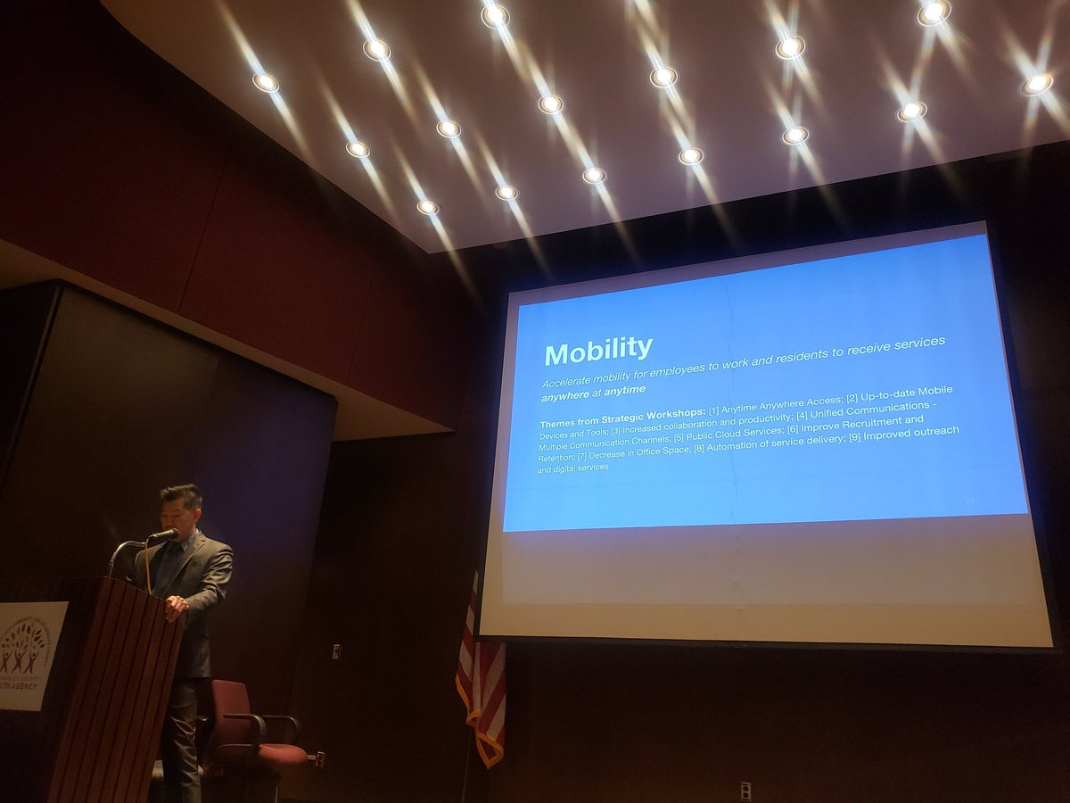 wmkehoe61's tweet photo. #LACounty #ITGov #ITStrategicGoals #Delivery Binh Le CIO for @LACountyLibrary discussing the #Mobility strategic goal https://t.co/5iojH4DP8o