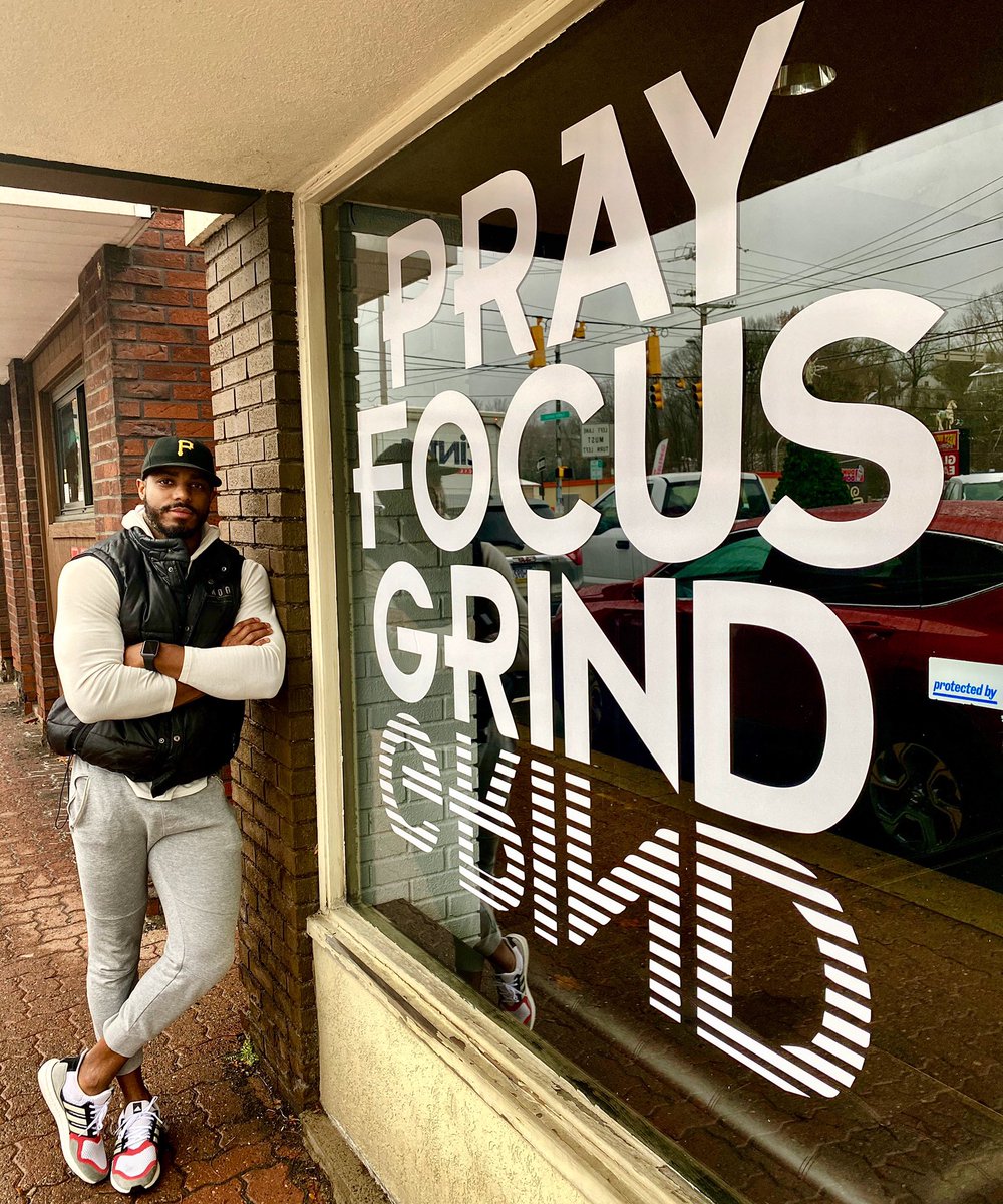 PrayFocusGrind's tweet photo. I’ve suffered, I’ve starved, I’ve cried......but through it all I kept my faith, and made a way out. I officially have my own fitness studio #PrayFocusGrind https://t.co/EtCJCNOvKK