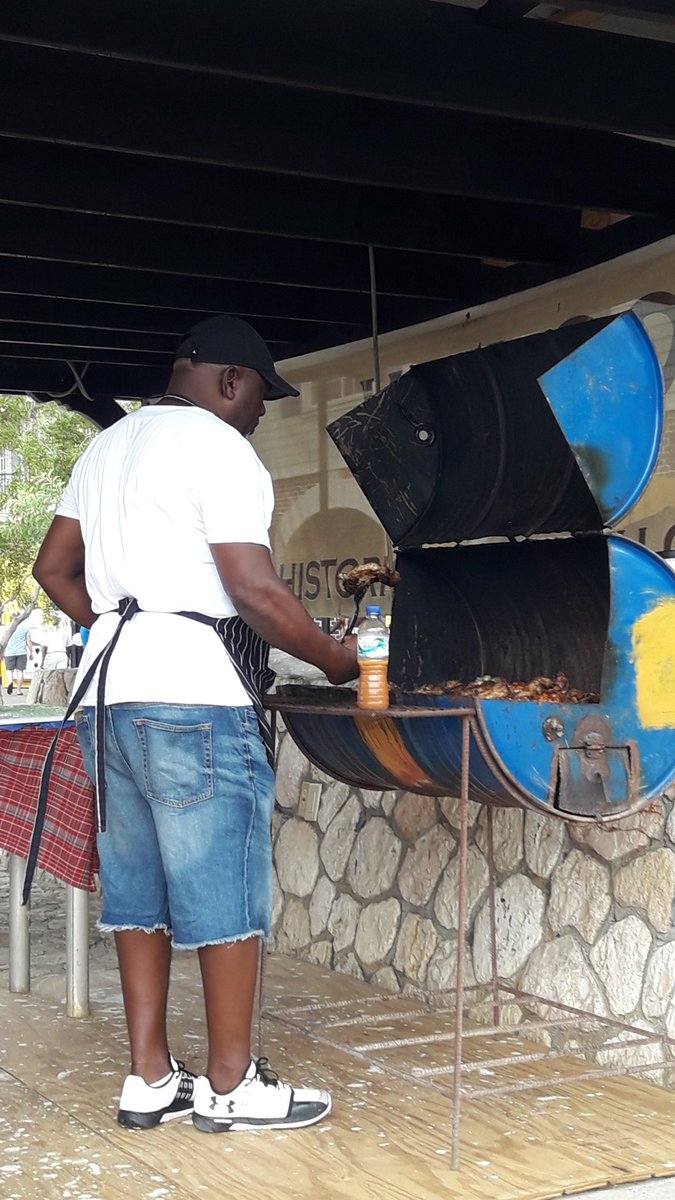 We've got Chef Leroy on  the #FalmouthPort today rustling up some authentic Jamaican Jerk Chicken. Can't  you almost taste it?! Stay tuned for coverage from the cooking demo later! #authenticjamaica #tastejamaica #foodporn