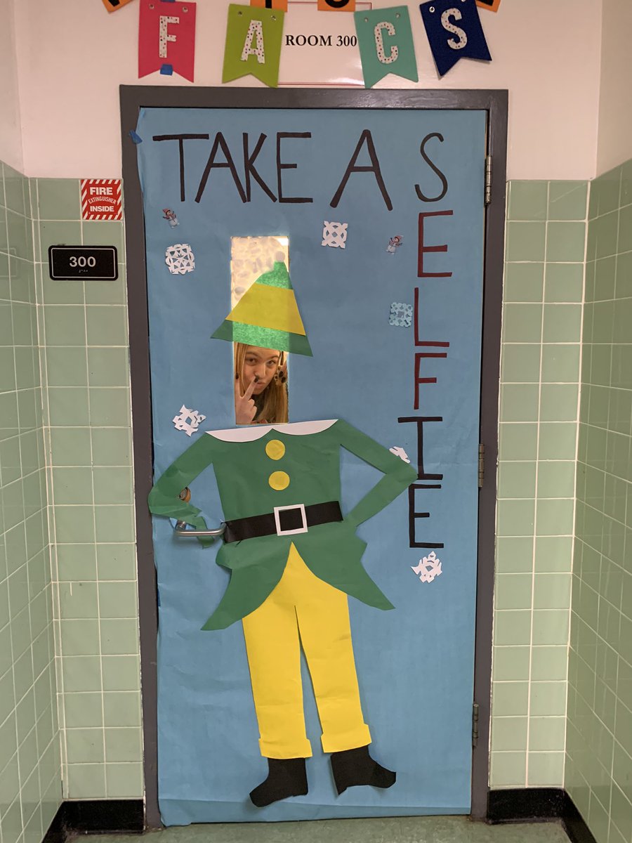 The 300 hallway is feeling super festive these days! #happyholidays #RudolphTheRedNosedReindeer #chefsanta #takeasELFie