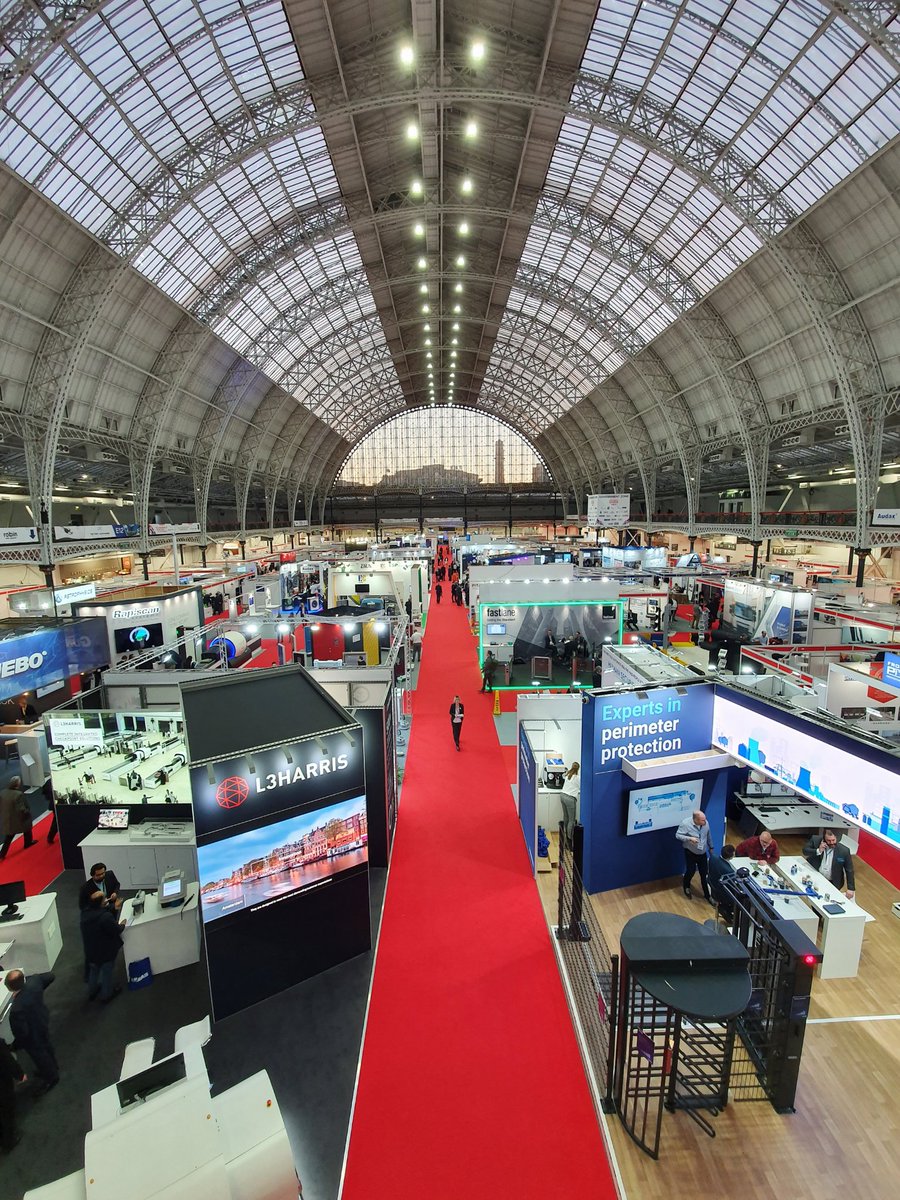 bhavmodha's tweet photo. #iStorage2019
Olympia #ise19
#iStorage #international #security #expo #London #olympia #pinauthenticated #hardware #encrypted #datastorage #clouddatamanagement #cloudAshur #itsecurity #encrypt #share #manage https://t.co/qfgQbgHDtx