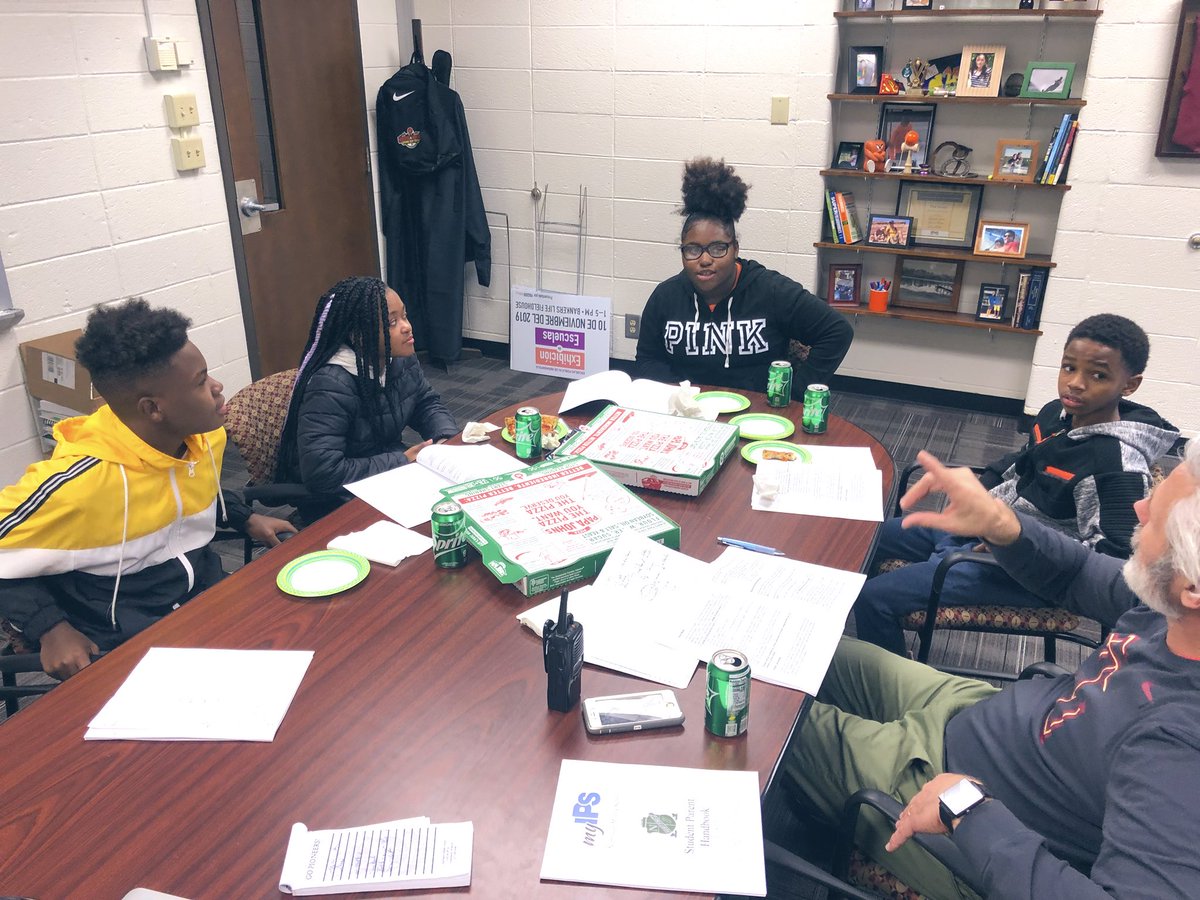 nlmorrow4's tweet photo. Important conversations occurring during our lunch meeting with our elected Student Council today! #Empowerment #UseThatVoice 📢 @IPSSchools #myips https://t.co/vhK2cZjOBl