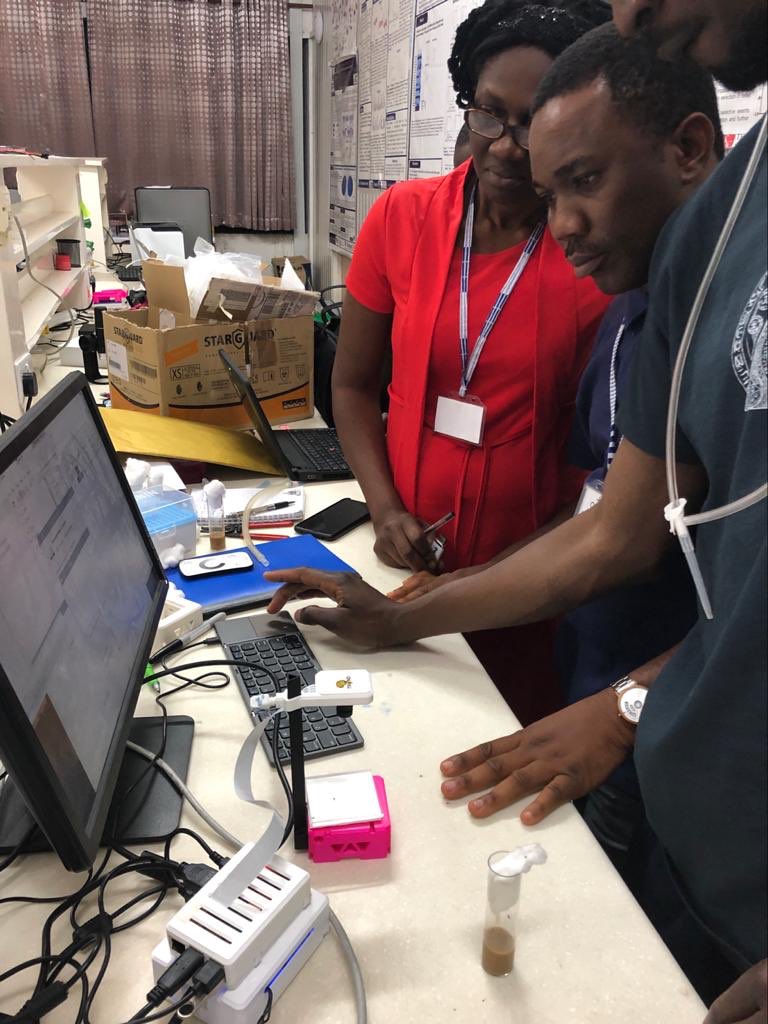 ygarbawala1's tweet photo. Participants of the #TReNDneuro19 using the open hardware #flypi to record fly locomotion in the neurodegeneration module. This module is supervised by @issaraouf a postdoc from the @unisussex cc @ibroSecretariat @CambridgeAfrica @Co_Biologists @CambridgeAfrica @TReNDinAfrica https://t.co/QtUBXlRLkT