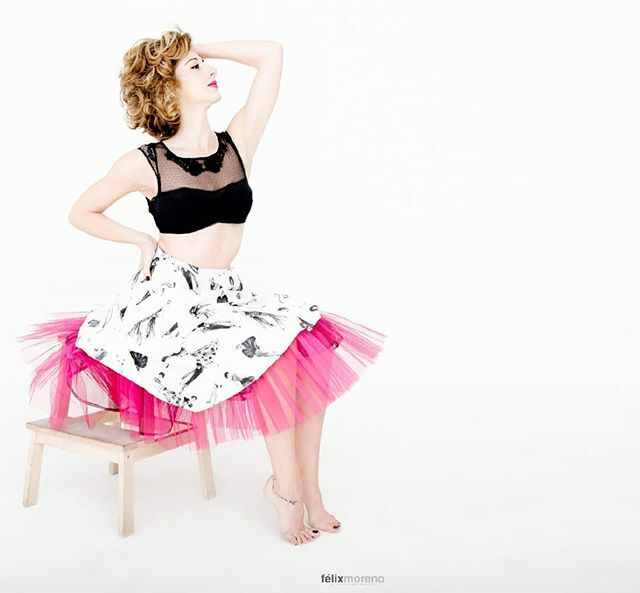 Pink Lady
📸 by <a href="/crisisphoto/">CrisisPhoto 🔻</a> .👗by @patriciarodriguezdesigner
.
.#dance #dancer #photography #shooting #designer #skirt #pinup #pinupgirl #inspiration #pink #whiteroom #model #pinklady ift.tt/33LqTMZ