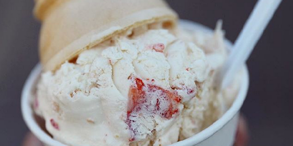 11 Strange but Delicious #IceCreamFlavors Around the World - From Maine Lobster to Gin and Tonic: ow.ly/YbTt50xrRCa