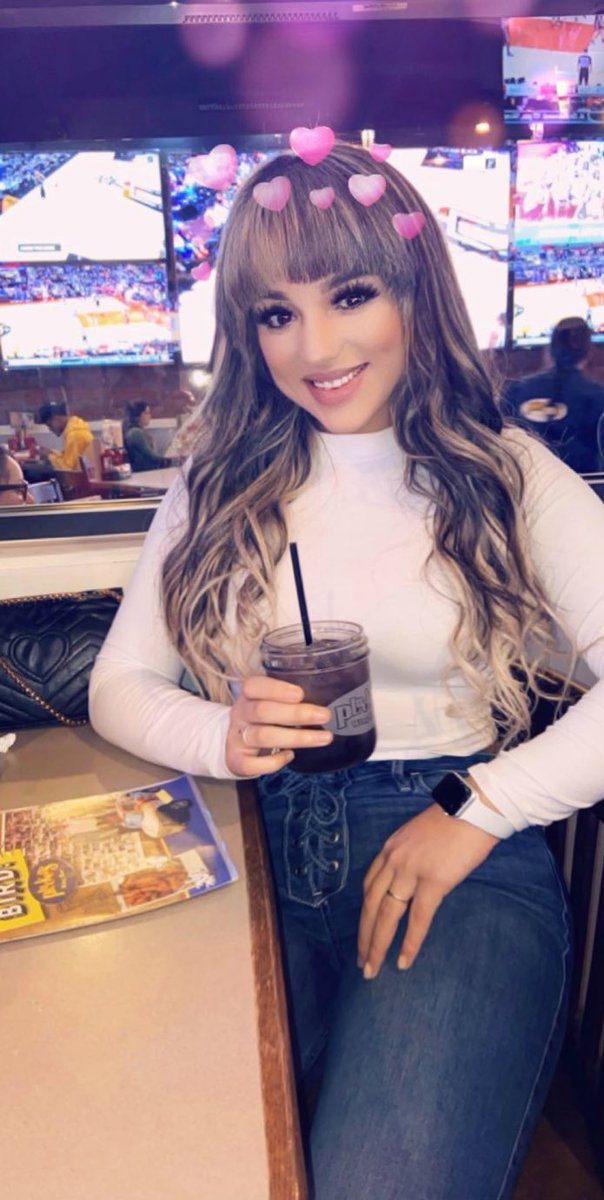 m_barrera_'s tweet photo. First timer @Pluckers https://t.co/kB0L8F8AXa