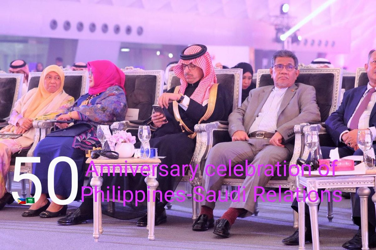 ADeveloment's tweet photo. H.E.Alwaleed Aldahash Altuwaijri Head Of The Board Members of Saudi Investment Groups Attend The 50th Anniversary of Saudi Philippine Relation's

الوليد الدهش التويجري رئيس اعضاءمجلس
إدارةالمجموعةالسعوديةلإستثمار
يشارك في احتفال ذكرى خمسين عام للعلاقات التاريخيةالسعودية الفلبينية https://t.co/a9DrGeFh8p