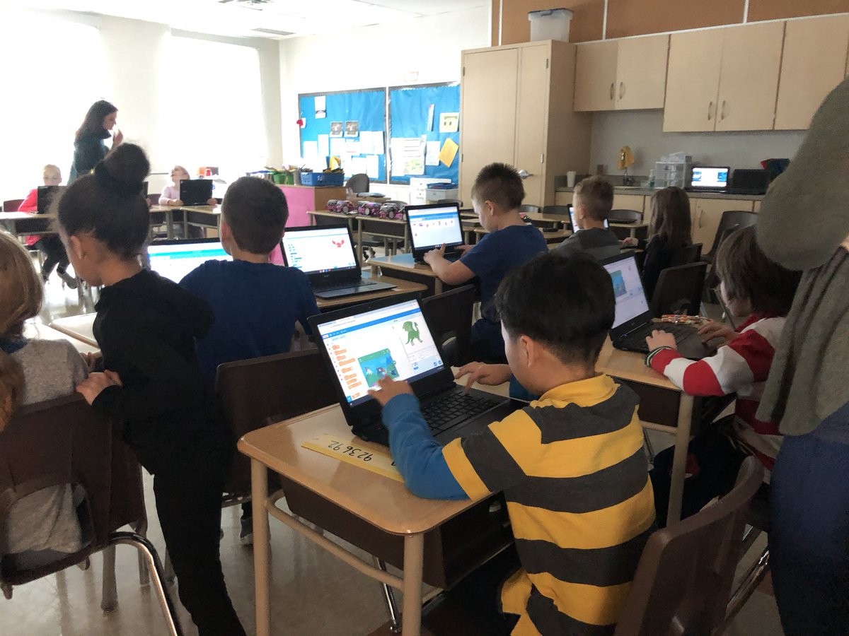 jfergusn's tweet photo. Thanks @RBC for the day of Coding @AltonPublic @PeelSchools https://t.co/GdYqGbPeVj