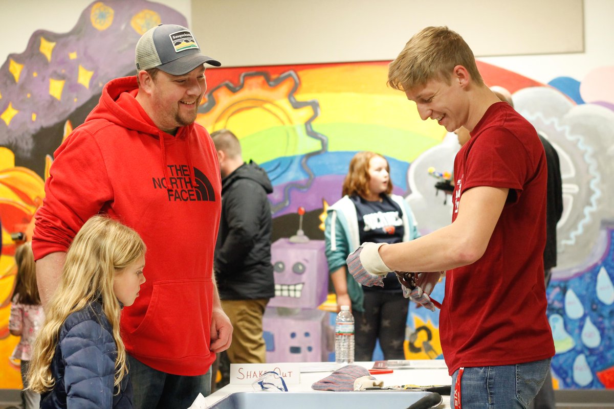 ThaddeusStevens's tweet photo. In case you missed it, here’s an inside look at our ExtraGive Family STEM Fair, held in partnership with the Lancaster Science Factory &amp; @LancasterReuse! A special thanks to all our Thaddeus Stevens College students who volunteered their time to give back to their community. https://t.co/5CxrnvyHiR