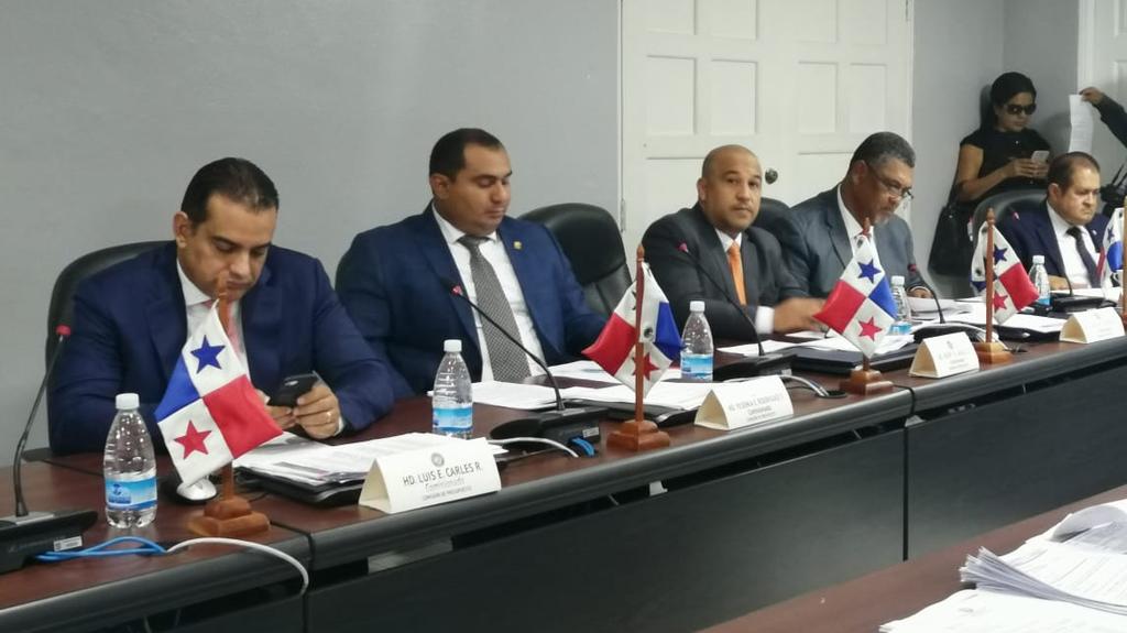 asambleapa's tweet image. #ComisiónDePresupuesto 
Se aprueba traslado de partida para el @MOPPma por un monto de 5,733,156.00 balboas
Sustentó la viceministra, Librada De Frías