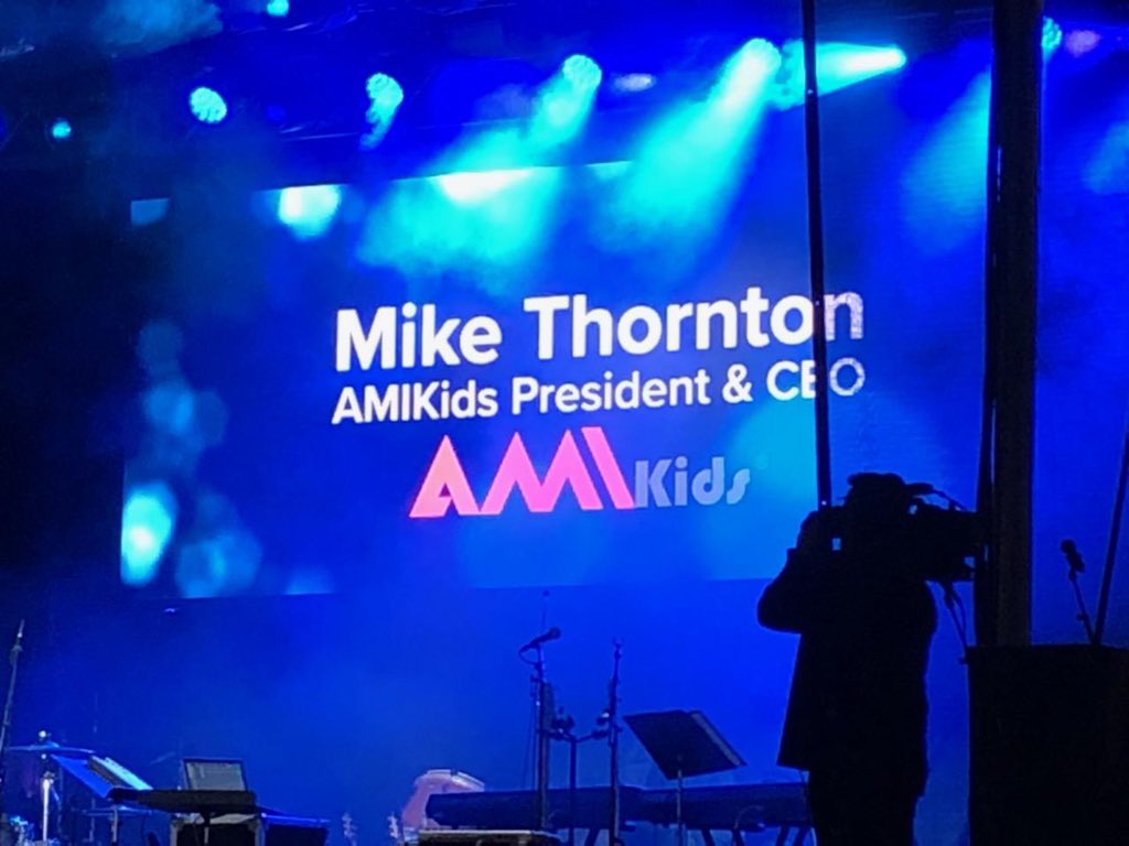 AMIkids's tweet photo. Thank you @AdventHealthCFL @AdventHealth #nightofpraise for supporting the local community including our mission of giving #AtRiskYouth a better chance for a brighter tomorrow!! #AdventHealth @MikeThornton47 https://t.co/cpPyk8JpCB