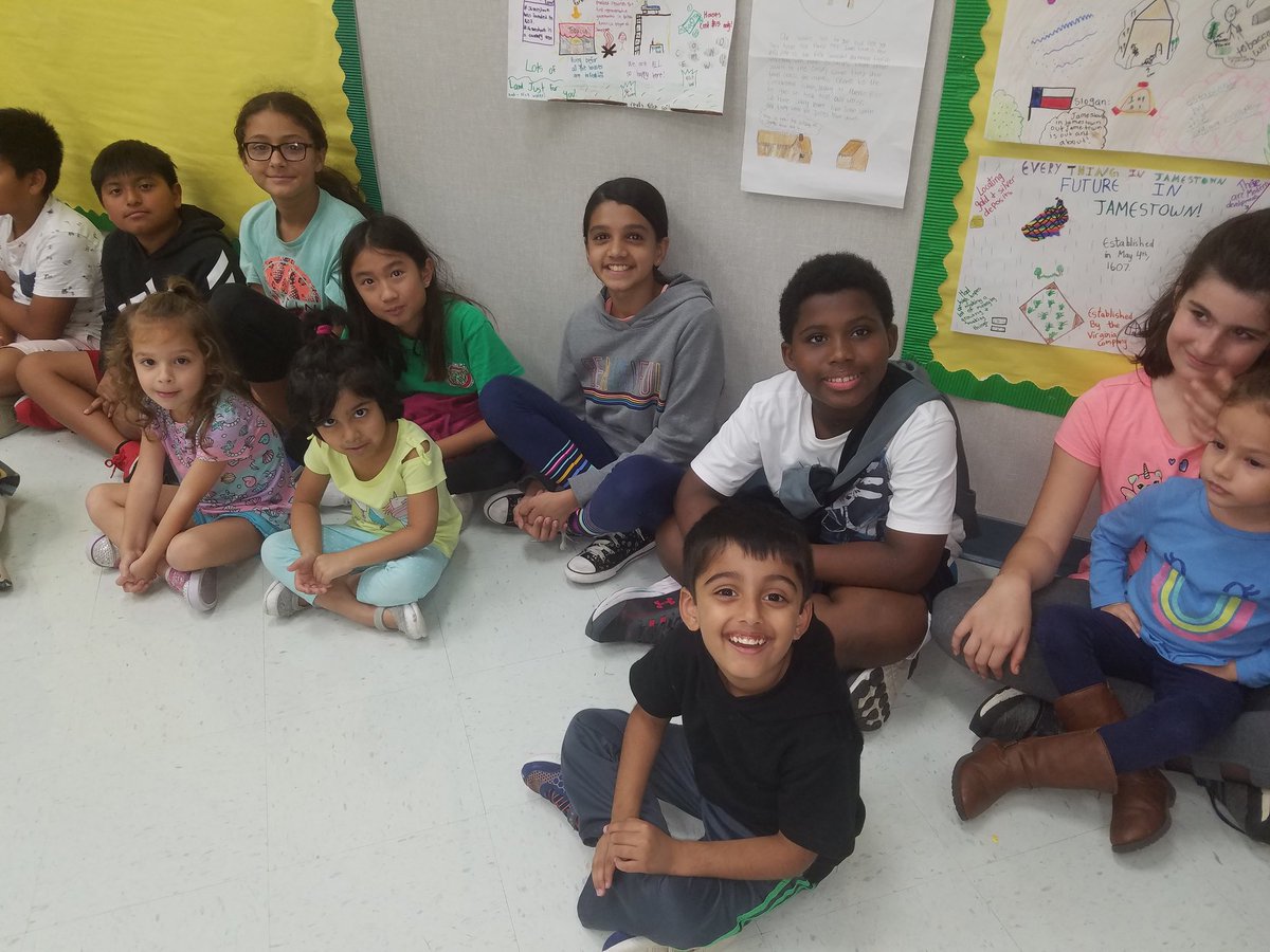 BakersFab5th's tweet photo. We are thankful for our pre-k buddies! @BBE_Bullfrogs @stephanie_viado #aleapahead https://t.co/Hjylz1kN3Y