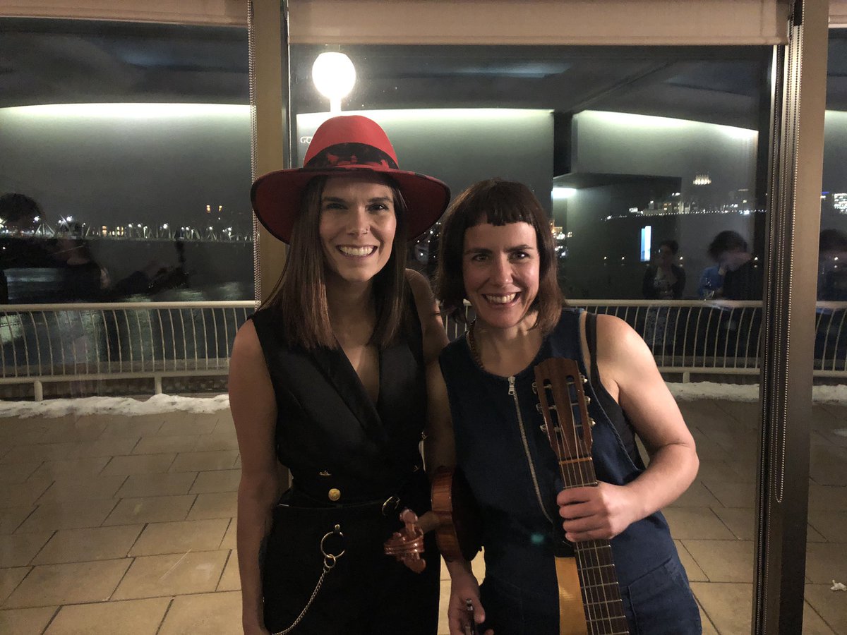 OCOLCanada's tweet photo. Arts and culture allow us to experience emotions that strengthen our belonging to our language. We’re thrilled to welcome tonight @melissaouimetmu and @elizamoore who will share their experience as artists in a minority setting. #Officially50 https://t.co/e3zynOW0US