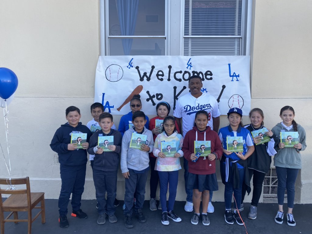 We began the week with @DodgersFdn at King Elementary with Dodgers Alumni Powell and ended our week at Burbank Elementary with Dodgers Alumni Luke. Reinforcing literacy, teamwork and making every minute count to reach our goals. Grateful @BJKLInitiative #proudtobeLBUSD @ElemLBUSD