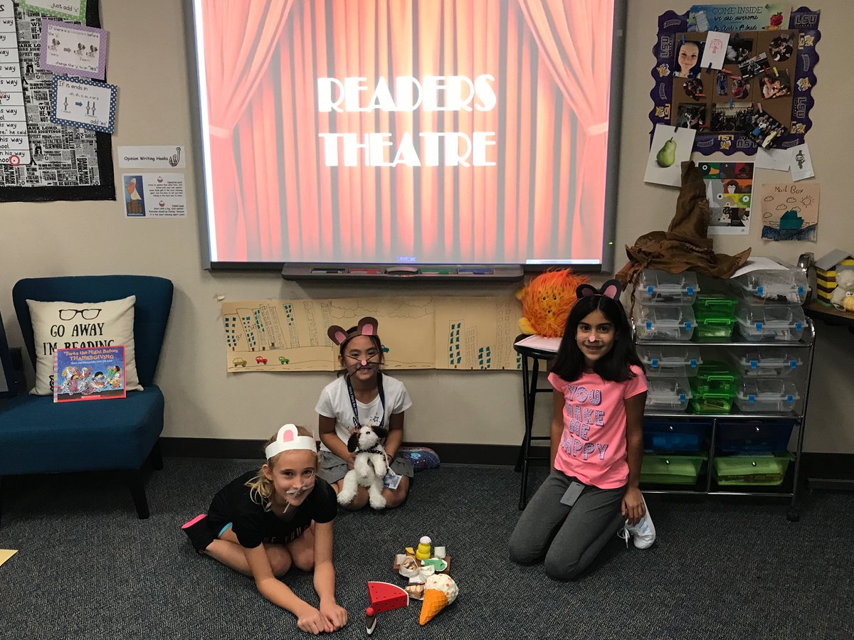 MsClarkeTWE's tweet photo. We had an amazing send off to our fall break with Reader’s Theater AND Thankful Party! 
@TWEHowl
 #twehowl https://t.co/pObbmD9SbN