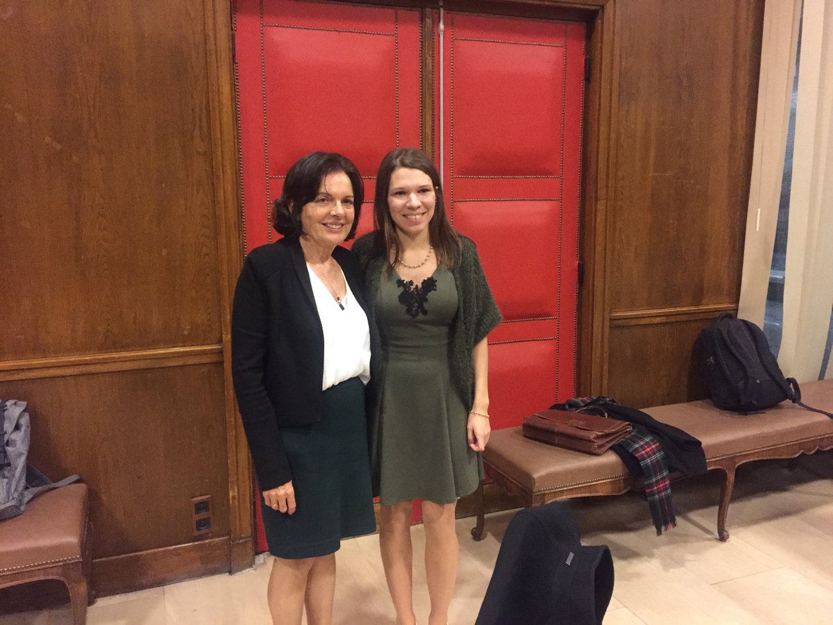 FGirandola's tweet photo. Thèse de Mathilde Barbier #psychologiesociale: "Représentations sociales, persuasion technologique et engagement: Interventions diagnostique et incitative appliquées aux dons d'organes" @LPSEA849 @MathyBrb @FGirandola @sylvaindelouvee @lomonacogregory @patrickrateau @MoloneyGail https://t.co/mm9EaKfsU8