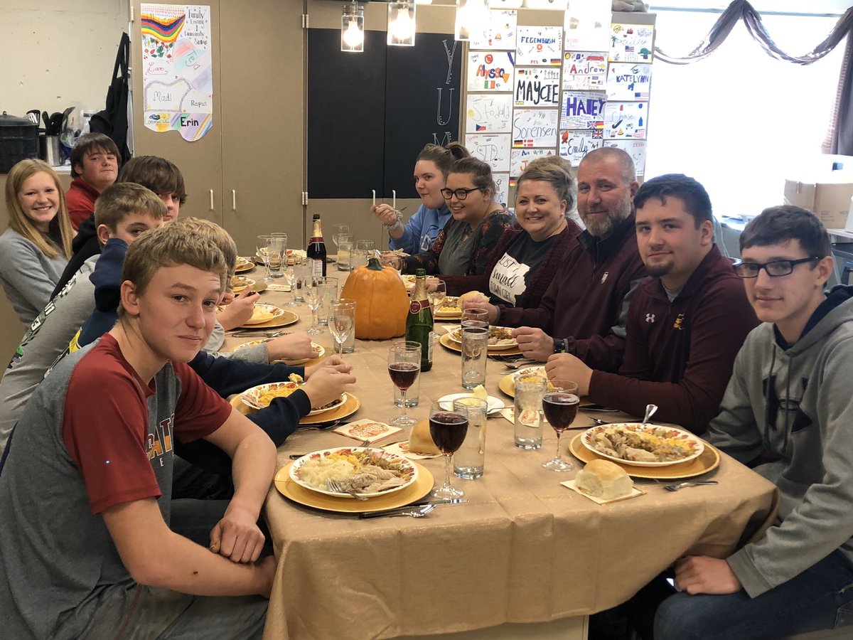 JeffThelander's tweet photo. I know I speak for Mr. Dougherty when I say THANK YOU to Mrs. Scholl and her amazing Foods class for a wonderful Thanksgiving Dinner today.  We were honored to be invited.  Awesome bunch of kids. https://t.co/MV6ed1TyzT