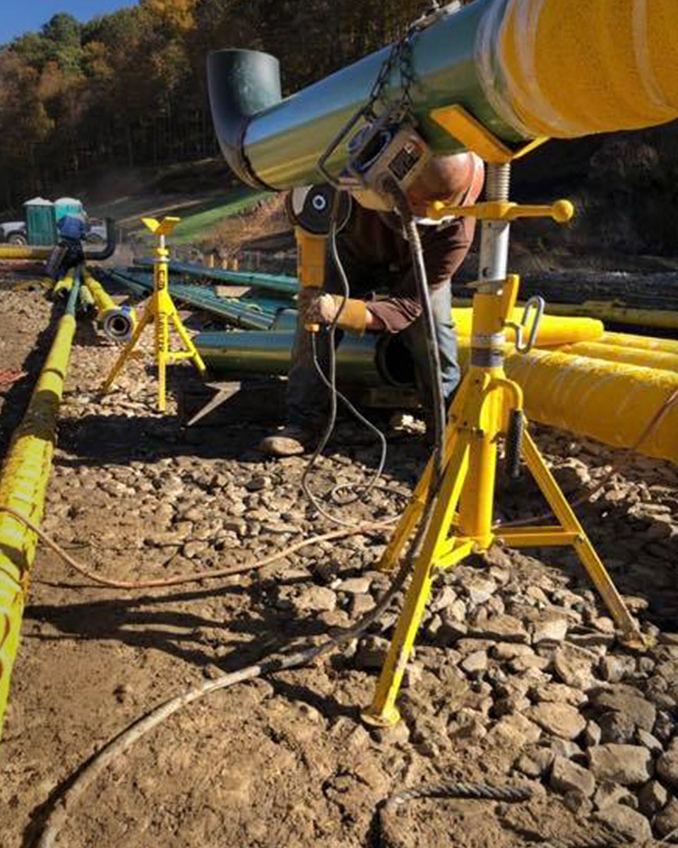 SawyerMFG's tweet image. Try out our stands! Sawyer Pipe Stands have hit the market and are getting great reviews. Ask for them at your local pipeline/weld supply. #sawyermfg #pipelinetools