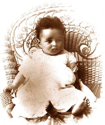 2/Ralph Johnson Bunche was born in 1904 in Michigan. His parents were of ill health, and they moved to New Mexico before both passed away. Ralph was orphaned at 10 years old.He moved to the tough neighborhood of  #Watts in LA (think LA riots) to live with his grandmother.