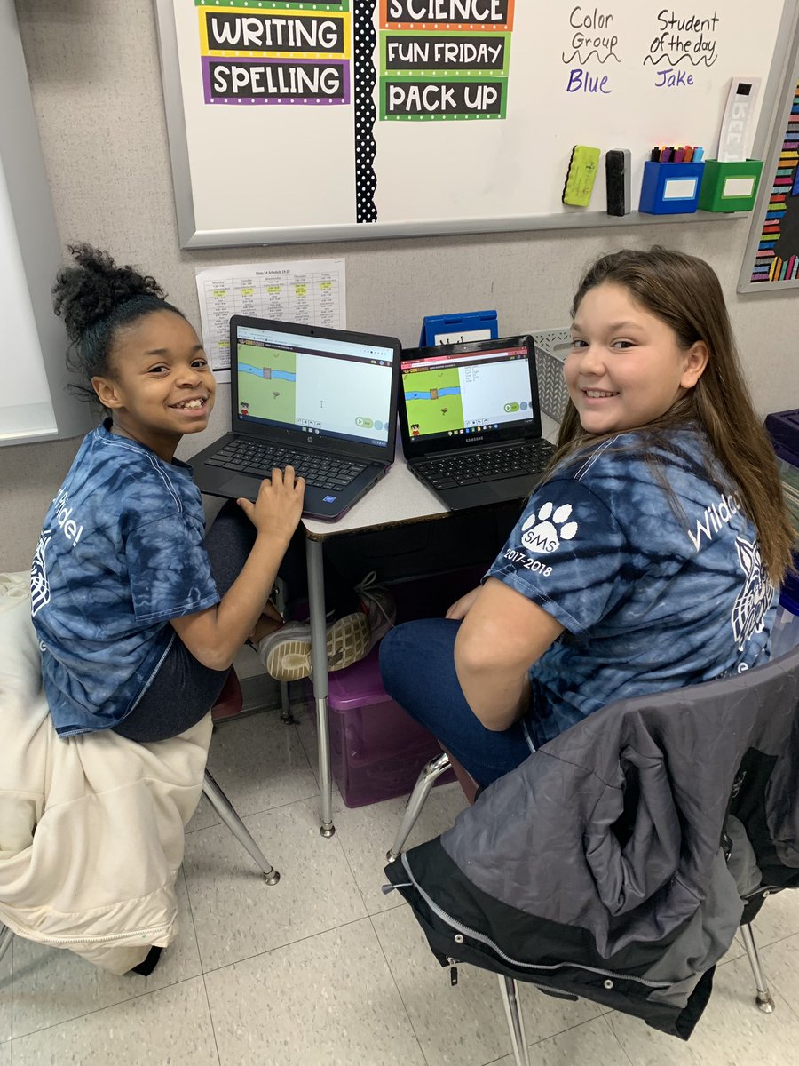 miss_thies's tweet photo. We love coding! 💻  @CodeMonkeySTU #stmarycp #wildcatpride https://t.co/wWDp1D4Elt