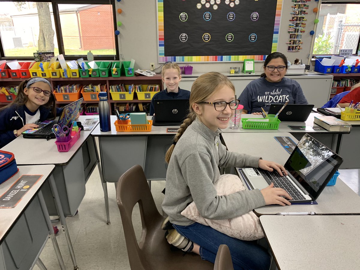 miss_thies's tweet photo. We love coding! 💻  @CodeMonkeySTU #stmarycp #wildcatpride https://t.co/wWDp1D4Elt