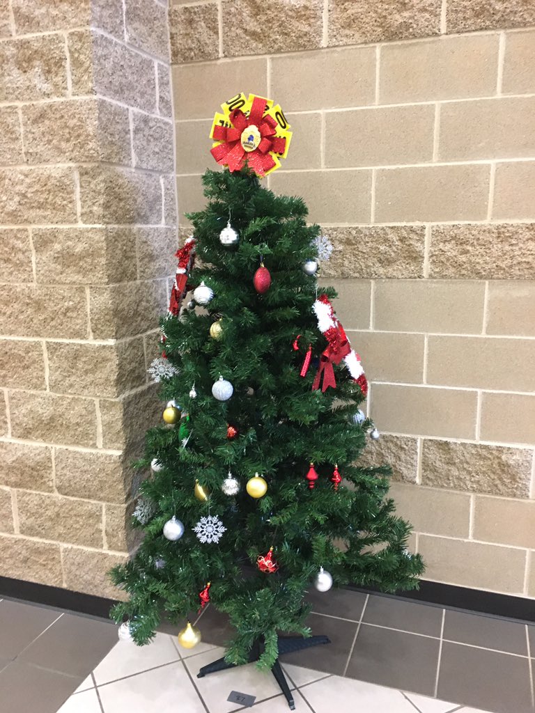 TX_MsMelton's tweet photo. I may be heading off for Thanksgiving Break, but I just had to snap a few pics of some of the GRHS Christmas Trees. #WeAreGR #LoveTheSnowman https://t.co/zoSjrqo7zc