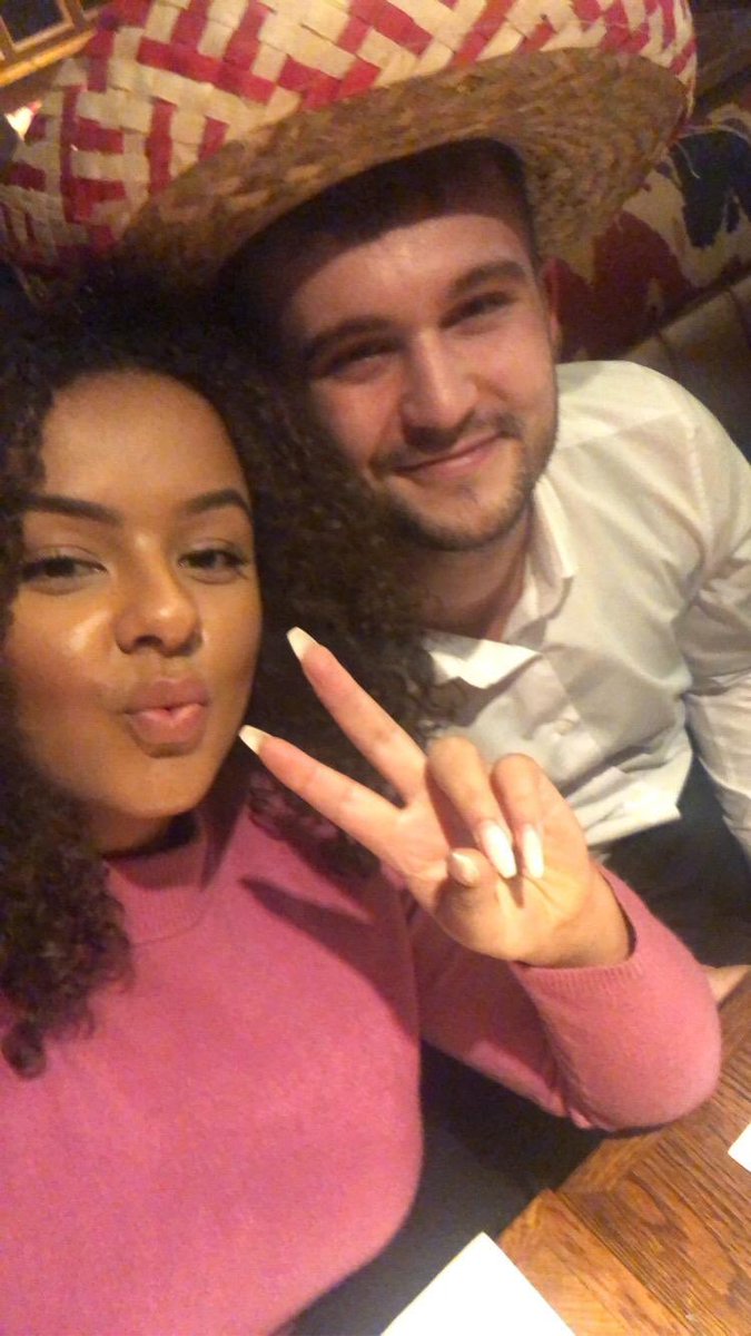 Holly Shaw tweet media