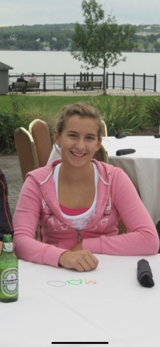 halihirschmann's tweet image. .. huh