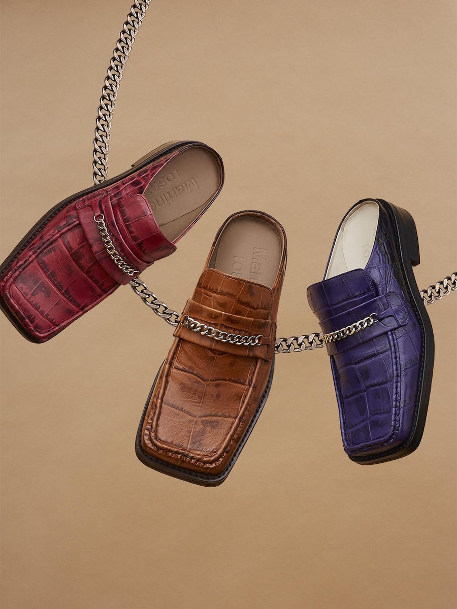 farfetch's tweet photo. Just dropped: Mock-croc, chain detail, square toe Martine Rose loafers, available exclusively from #FarfetchBTQ @openingceremony https://t.co/NUoVy5J69W https://t.co/clPZrQFDhc