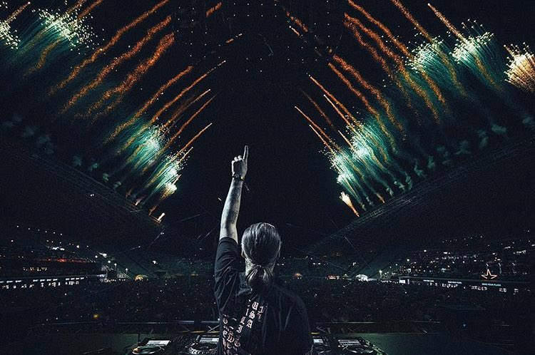 Team Steve Angello tweet media