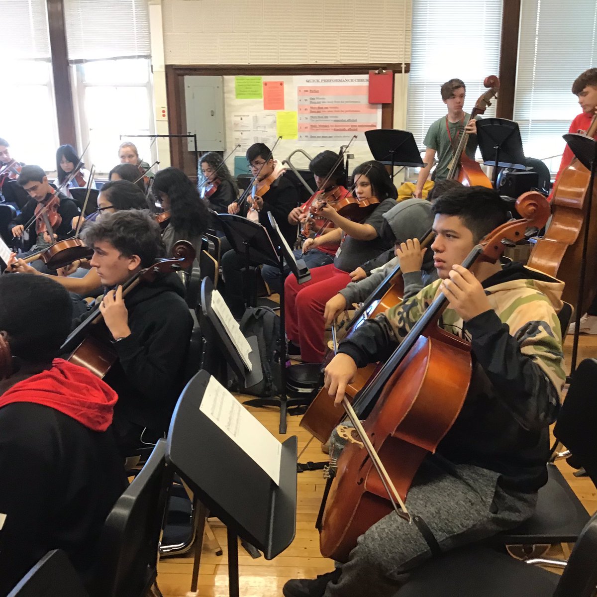 Amundsen_HS's tweet photo. Attention Families of Prospective Students! The Amundsen Open House will be Saturday November 23 from 10am-1pm. We hope to see you there! https://t.co/p3zEU22Li7