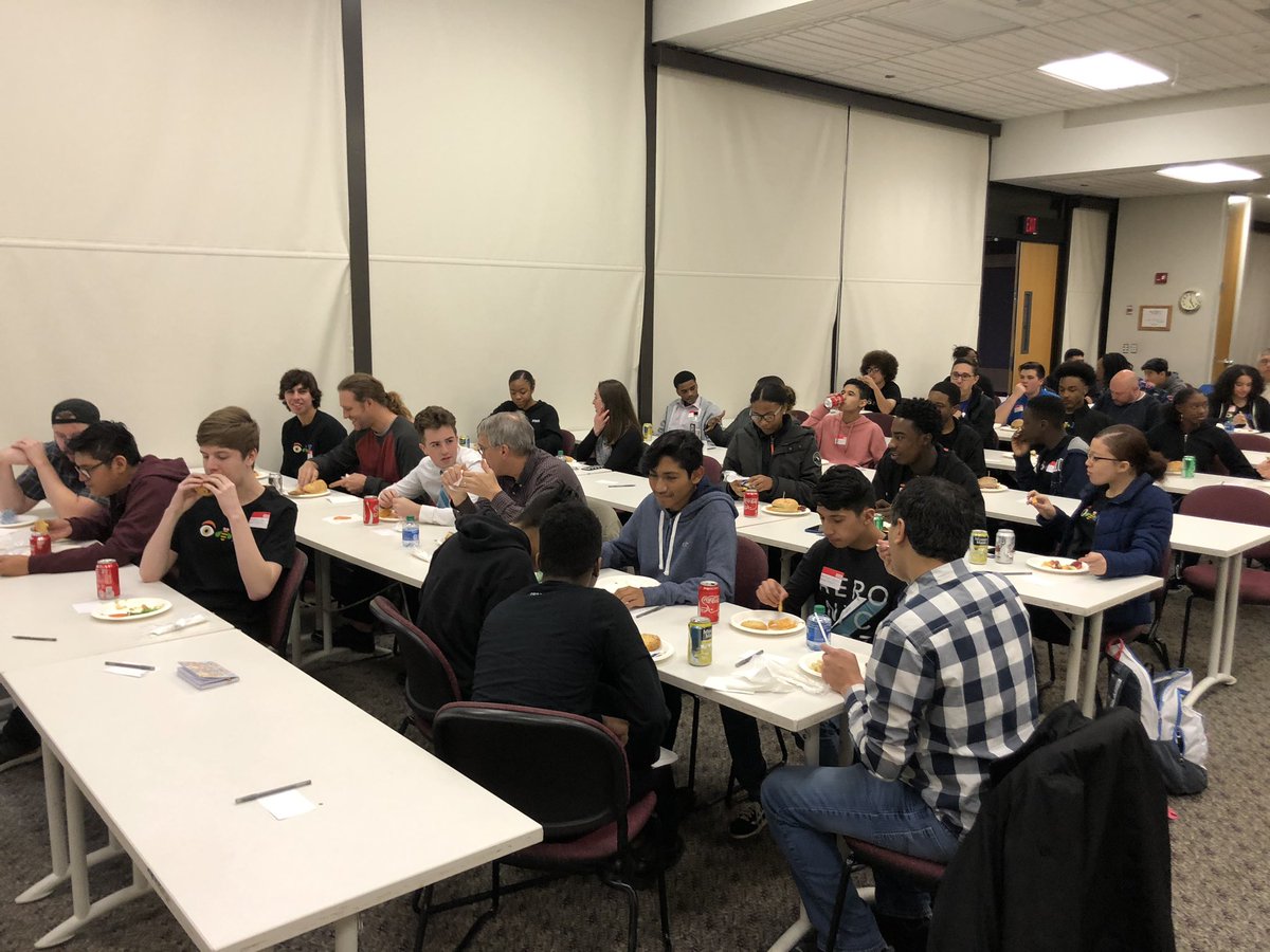 DanilleJager's tweet photo. Chat &amp; Chew.
Lunch &amp; Learn.
Call it whatever you want. 
I call it #Mentoring at its finest! 

I L❤️VE seeing @IBMVolunteers networking with @newburgh_ptech #Mentees! So thankful for these relationships! 

THIS is the @PTECHNETWORK! #WeArePTECH #GoodTechIBM @IBMorg #lovemyjob https://t.co/cWPP66pq2x