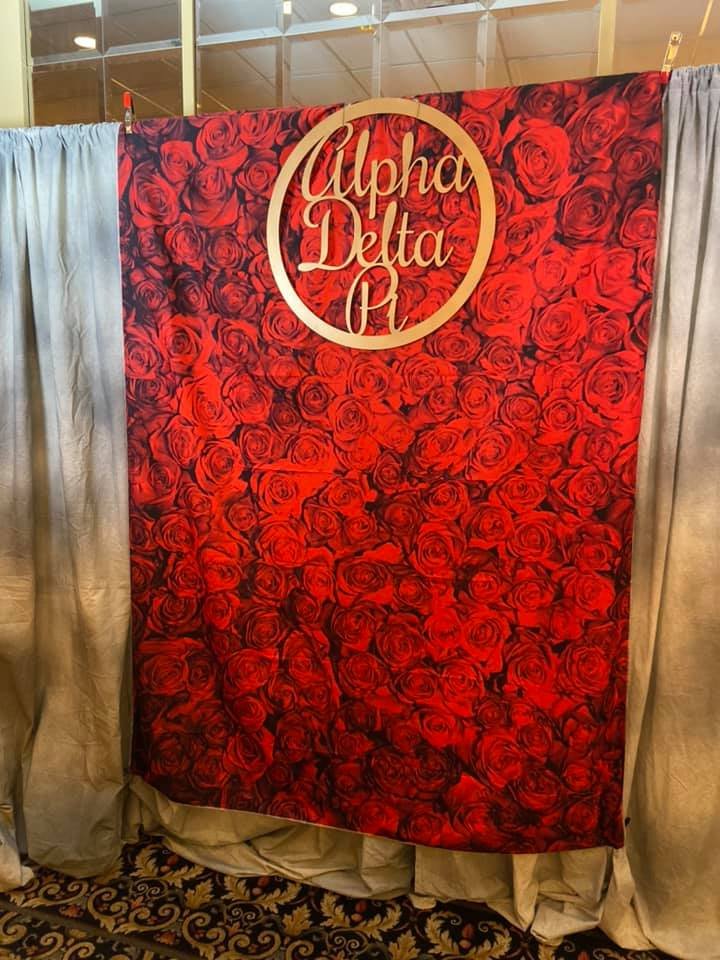 GrassyHillCC's tweet photo. Welcome back to the Hill Sacred Heart University’s Zeta Tau Alpha and Alpha Delta Pi~ https://t.co/A6blRS3JIk