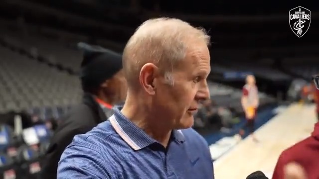 Coach @JohnBeilein digs in on what he needs to see from the squad tonight in Texas → http://on.nba.com/2D76Yxl
#BeTheFight