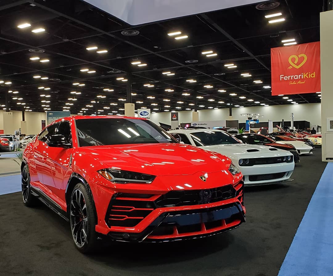 AprilMonterosa's tweet photo. The @saautoshow invited us to their Media morning preview. And of course,  I went straight to the monster trucks! 
Here are some of the cool rides we saw. 
#SAATS19 @TXAutoWriters
@GirlsGuide2Cars https://t.co/uc3pJUlx6C