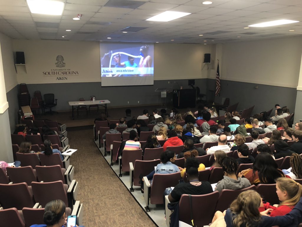 full house for USC Aiken STEM Friday Psychology Demonstration!! Thank goodness we had 30 student volunteers! <a href="/USCAikenPsych/">USC Aiken Psychology</a> <a href="/USCAiken_STEM/">USC Aiken STEM</a> @neurogeek47 <a href="/lauramarieswain/">lauramarieswain@yahoo,com</a> <a href="/DarenTimmons/">DrT</a> <a href="/USCAiken/">USC Aiken</a>