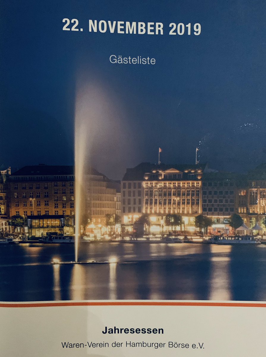 agilesNAV's tweet photo. Annual dinner of @waren_e in Hamburg. agiles Group is proud to be member of this more than 100 year old association of traders, importers and exporters in consumer goods, commodities and other trade goods. #trade #goods #frucom https://t.co/JZVhyquuB9