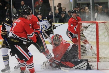 innisfaileagles's tweet photo. Weโre hitting the road tomorrow night to face Stony Plain at the Glenn Hall Arena. Game time is 7:30 pm. The Red Birds will look to dominate on the road to open the season. #itstartsnow
#innisfail #stonyplain #eagles #hockey #hockeynightincanada #birds #achw #chinook https://t.co/xAMVAoKZxO